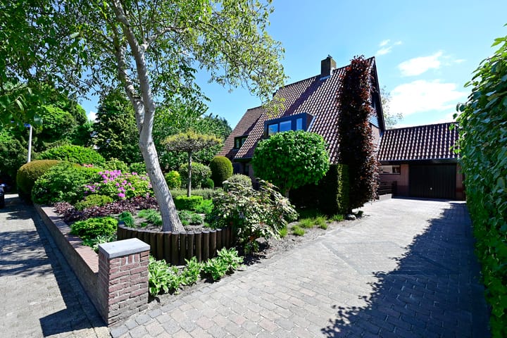 Foto 1 van Koningin Sophielaan 1-A