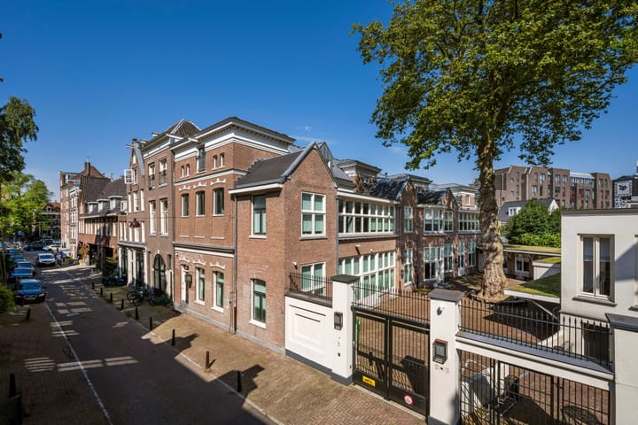 Molenpad 2, Amsterdam