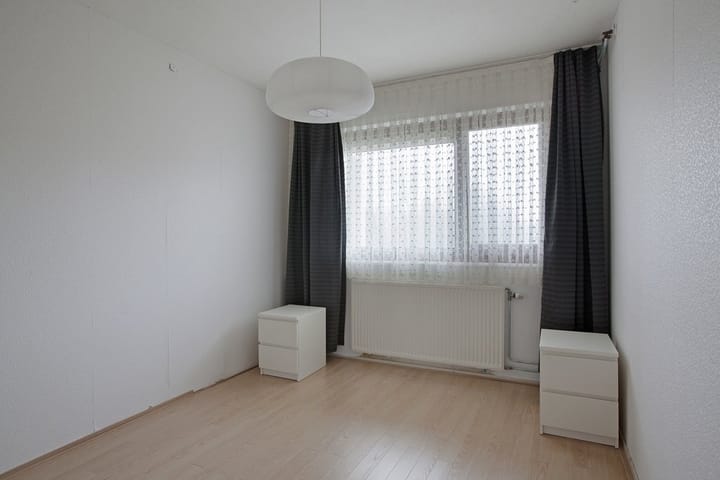 Photo 9 of Amerbos 198