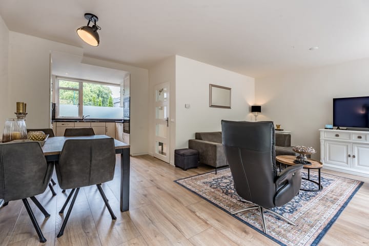 Foto 8 van Hazeleger 193