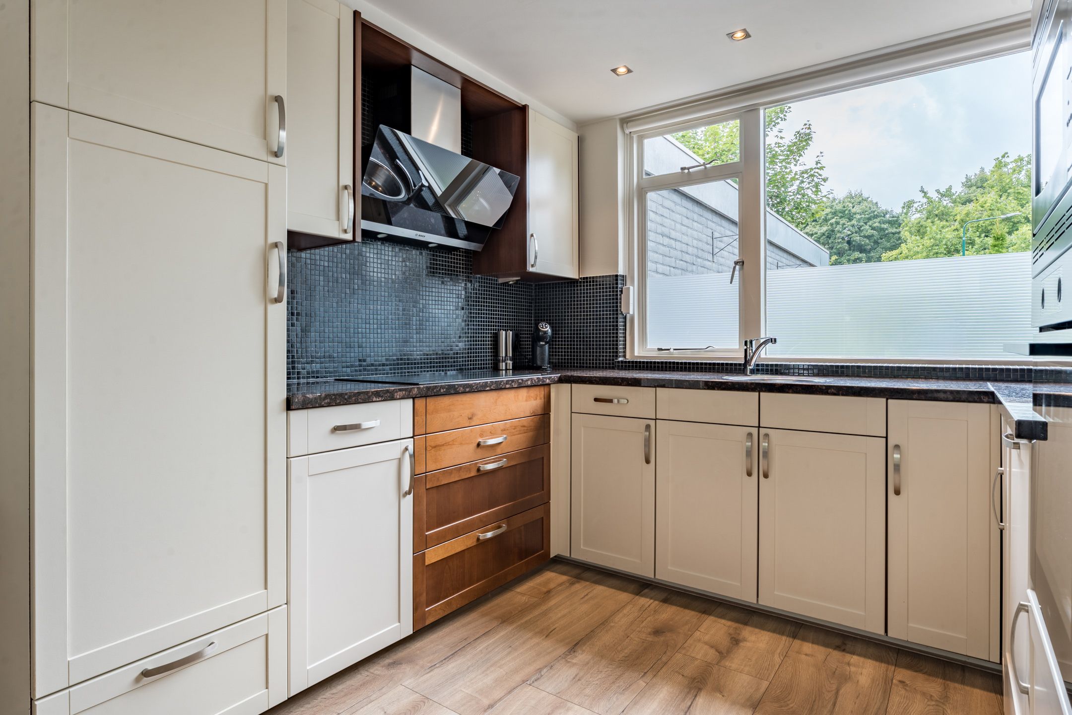 Foto 12 van Hazeleger 193