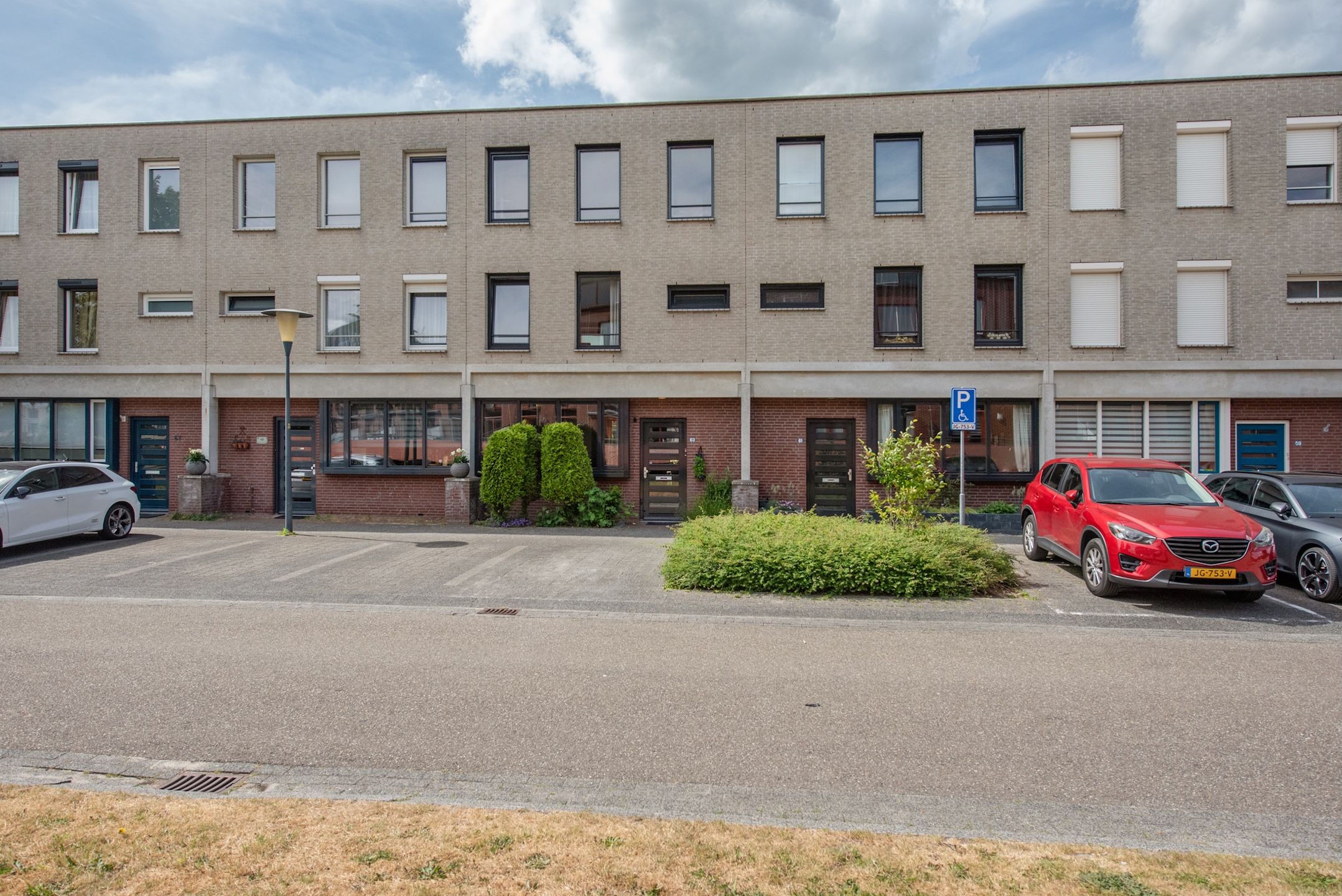 Foto 39 van Hazerswoudestraat 63