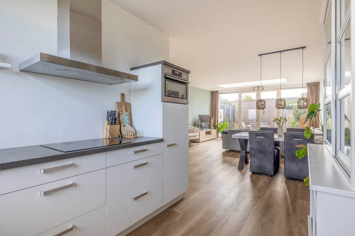 Foto 19 van Leeuwerikstraat 69