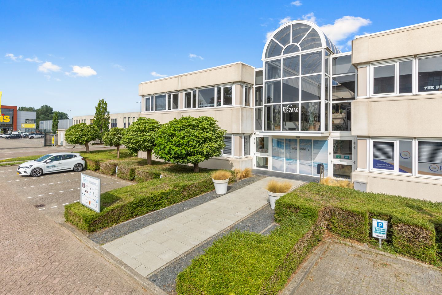 View photo 3 of Curieweg 5