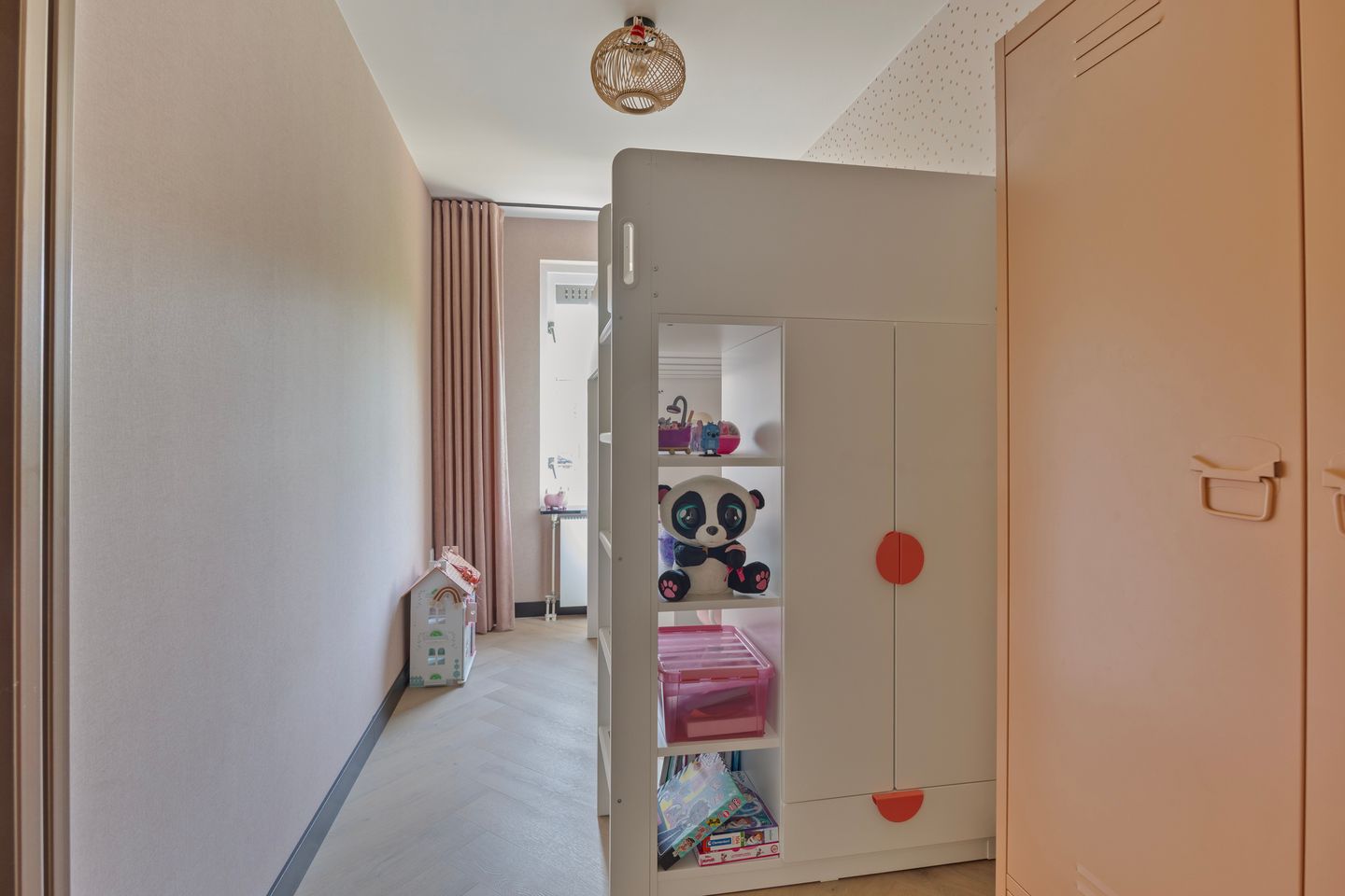 Foto 14 van Diepenbrockdreef 45