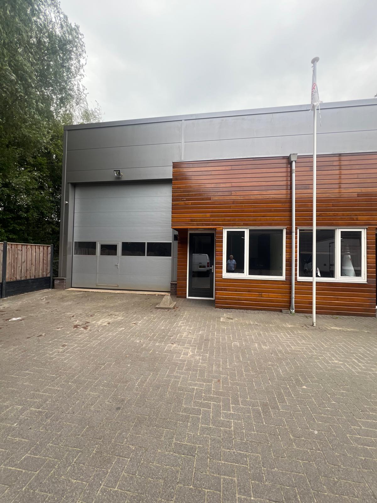Bekijk foto 1 van Fluitersweg 76
