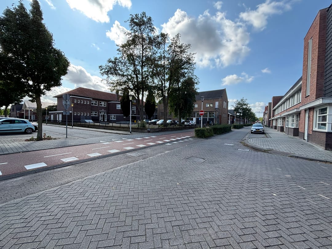 Foto 23 van Pastoor van Leeuwenstraat 28