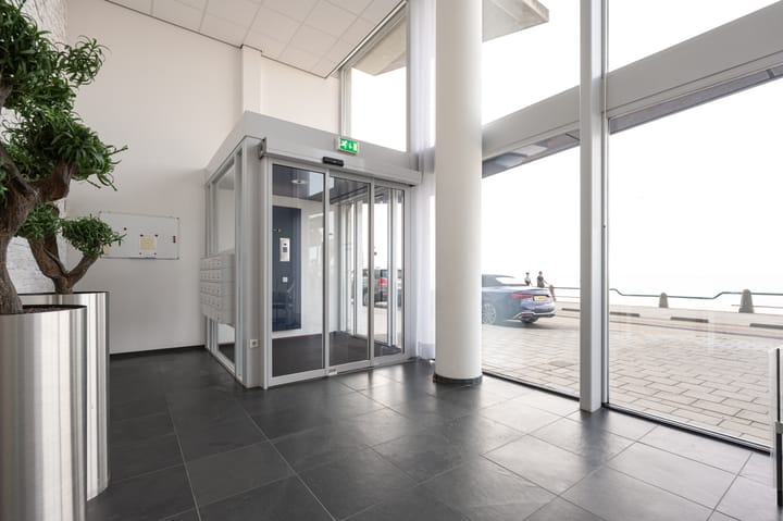 Foto 9 van Boulevard Bankert 550