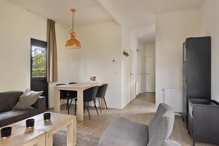 Foto 5 van Vijverlaan 1-JB02