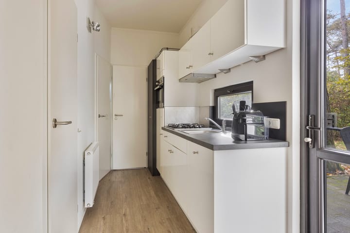 Foto 8 van Vijverlaan 1-JB02