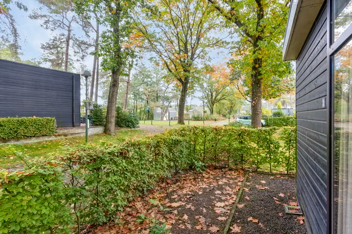 Foto 16 van Vijverlaan 1-JB02