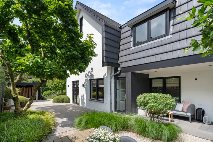 Foto 24 van Stationsweg 105