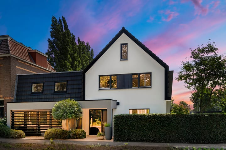 Foto 28 van Stationsweg 105