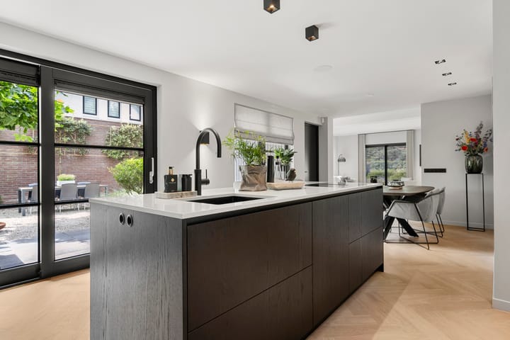 Foto 44 van Stationsweg 105