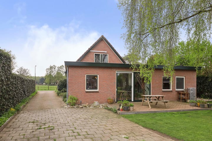 Photo 15 of Houtentorenweg 14-2