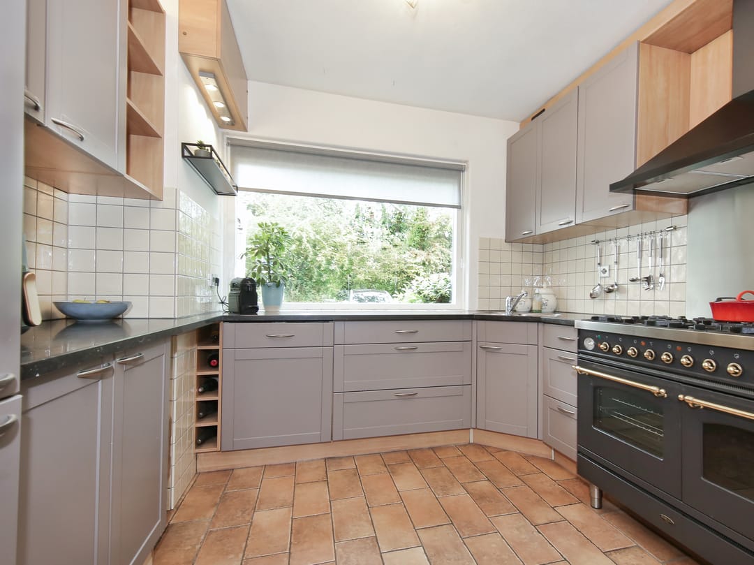 Photo 7 of Jan van der Horststraat 34