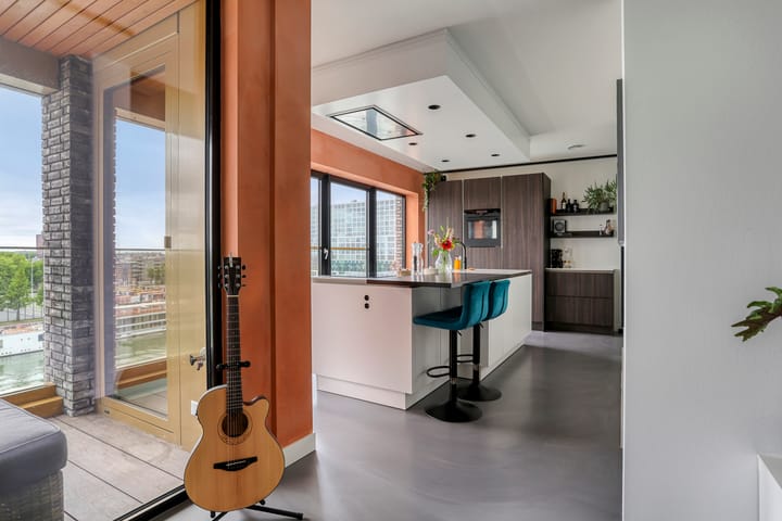 Photo 13 of Kratonkade 576