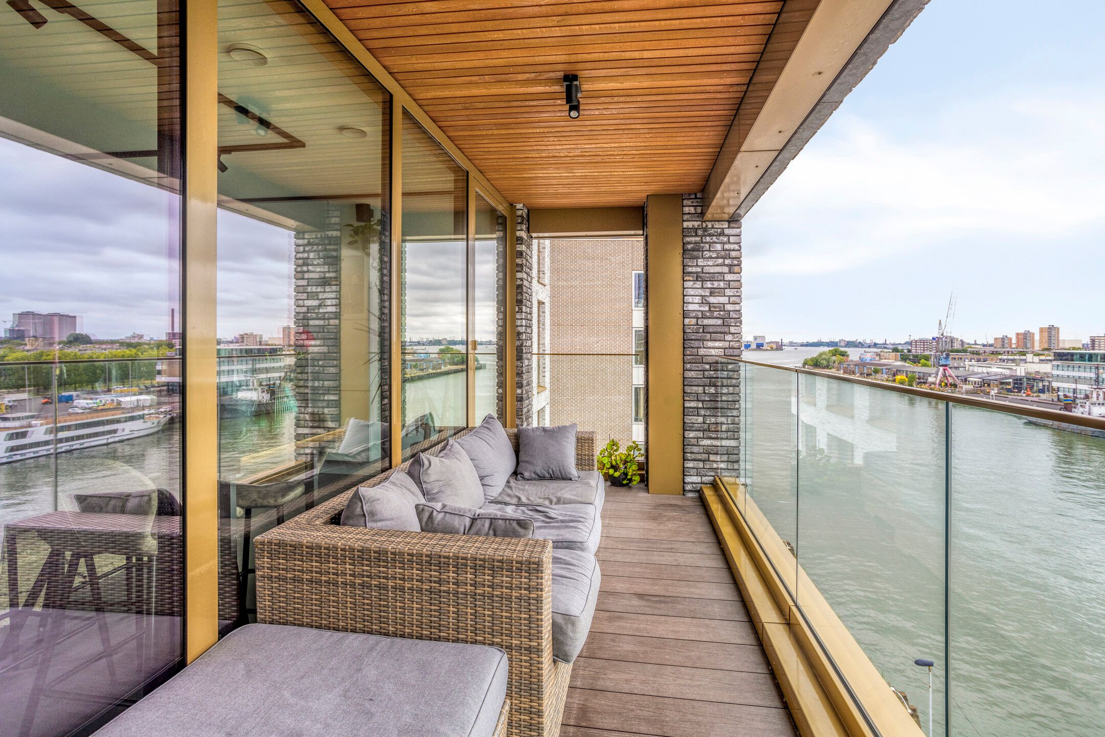 Foto 21 van Kratonkade 576