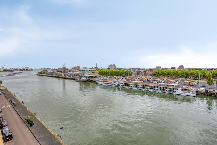 Photo 22 of Kratonkade 576