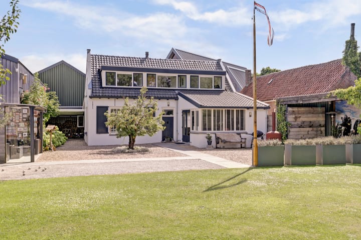 Foto 45 van Blekerstraat 13