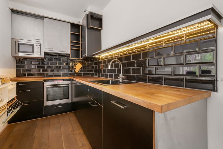 Foto 8 van Tweede Bloemdwarsstraat 32