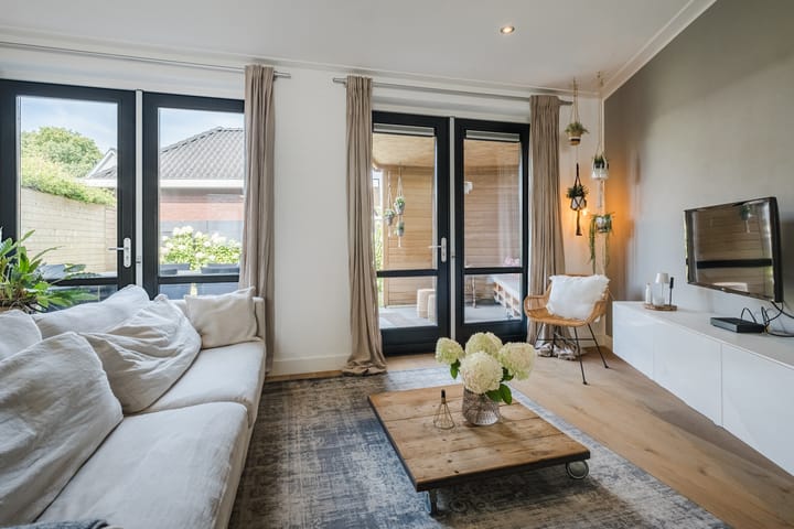 Photo 5 of Klokstaart 11