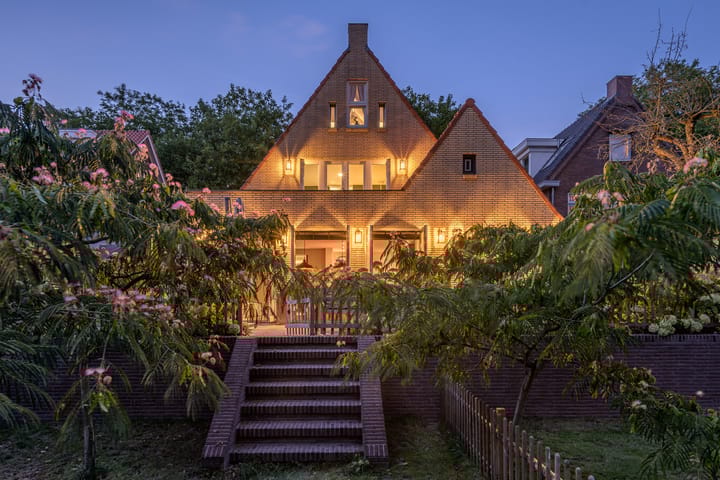 Foto 2 van Hintham 109