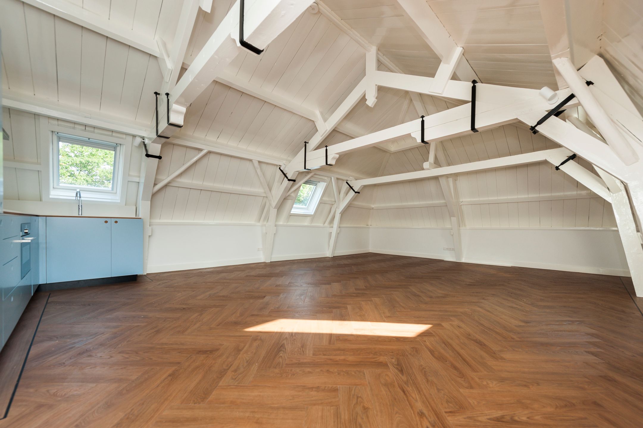 Photo 6 of Burgemeester van den Boschstraat 1-D