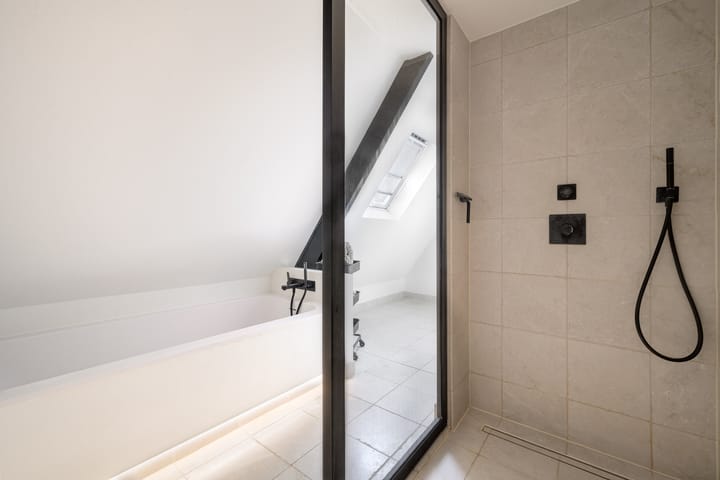 Foto 24 van Hintham 109