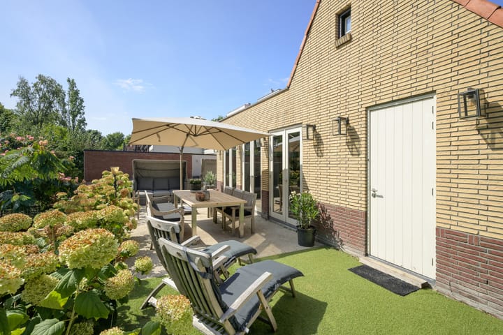 Foto 34 van Hintham 109