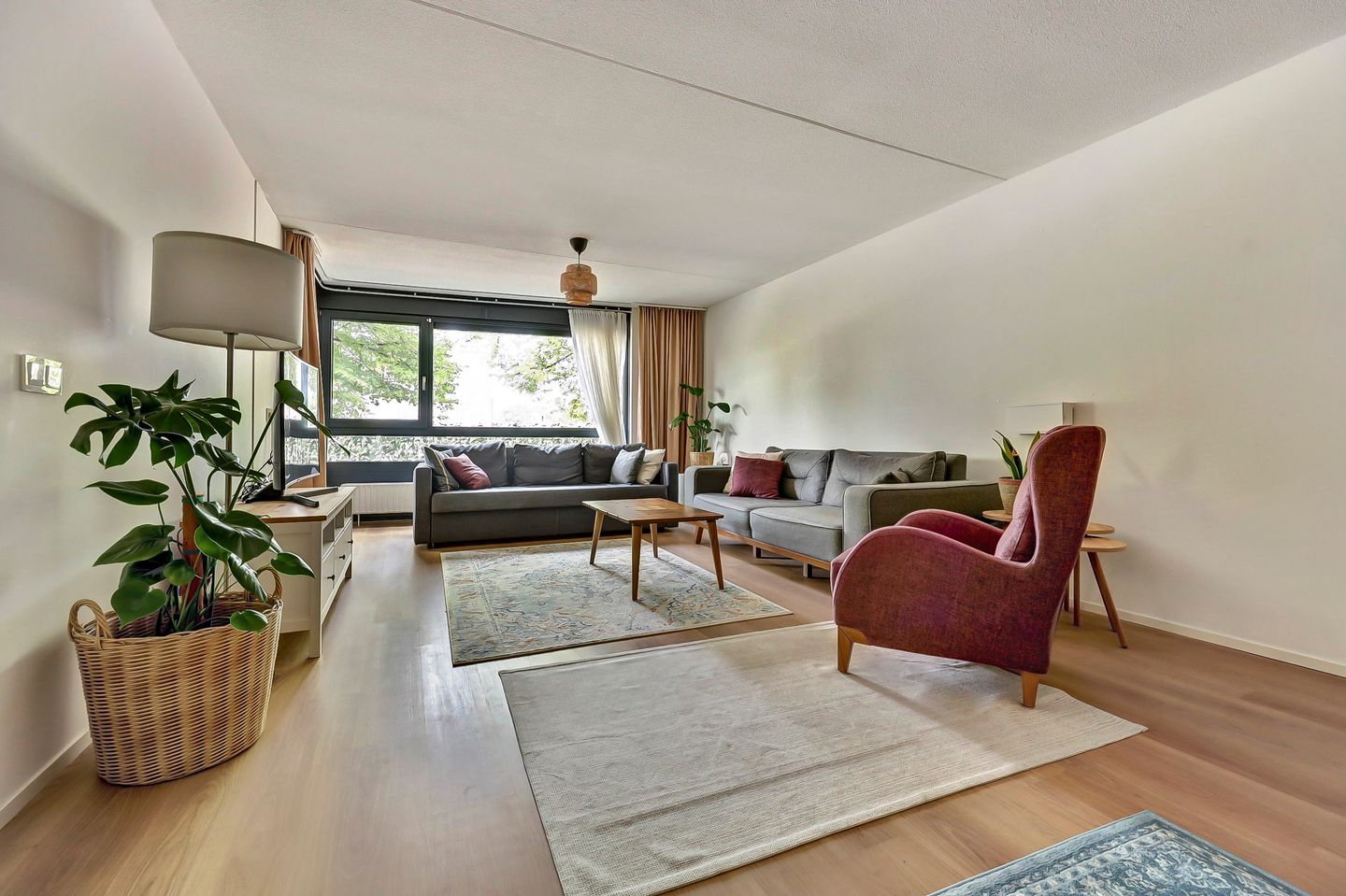 Foto 10 van Judas Taddeusplein 11