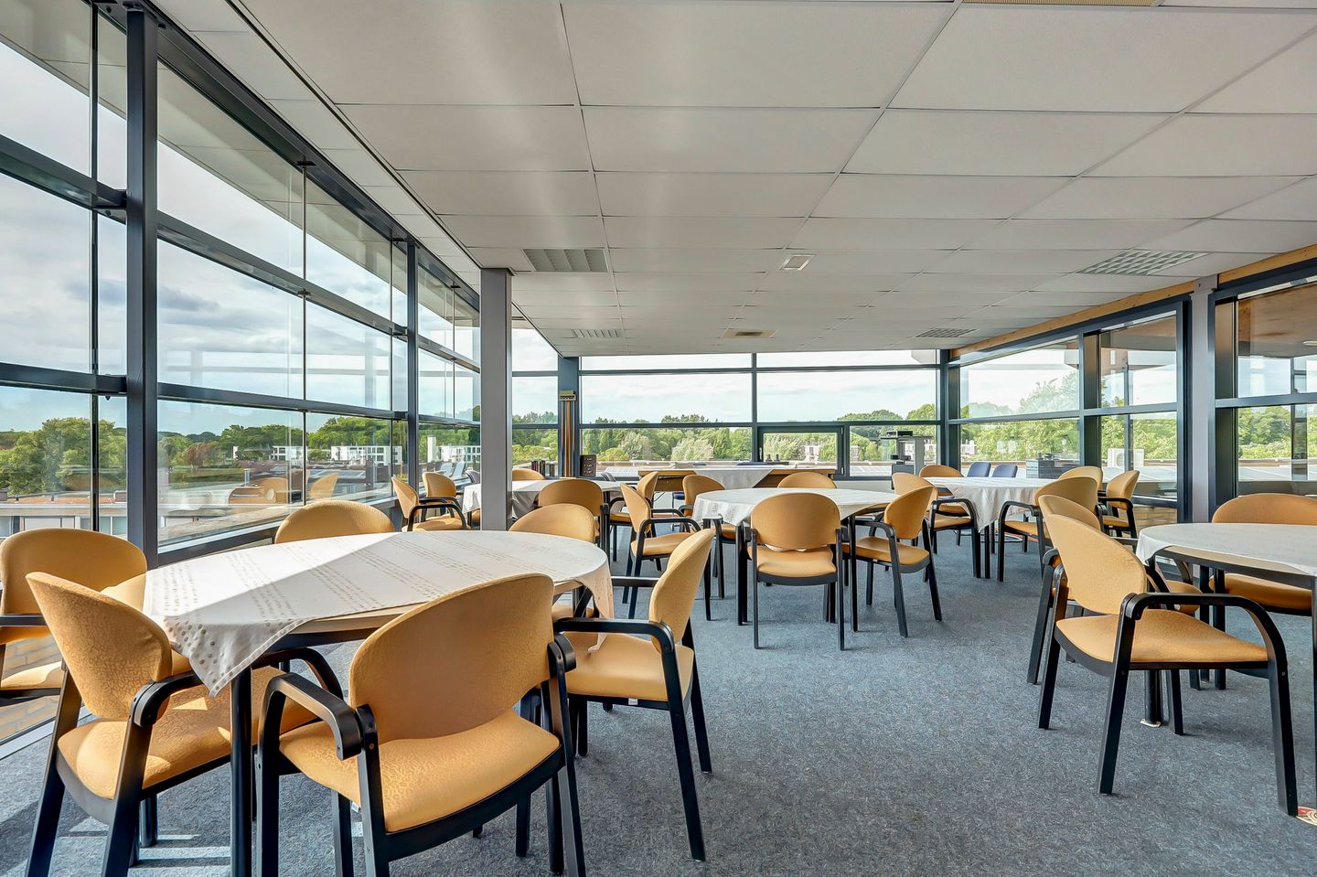 Foto 35 van Judas Taddeusplein 11