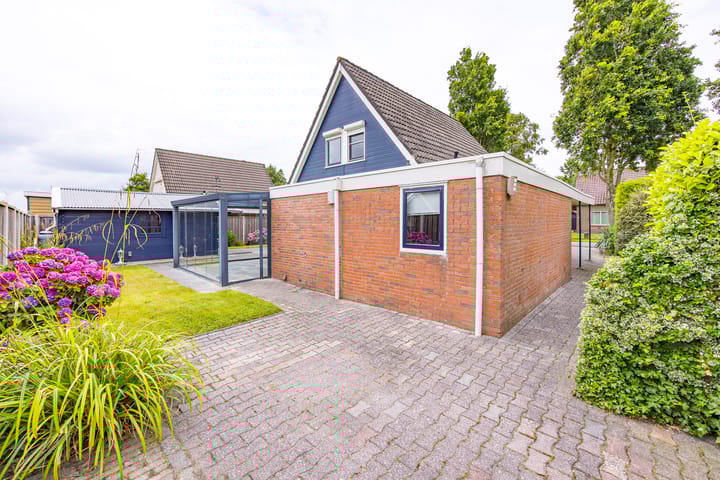 Foto 3 van 12e Laan 11