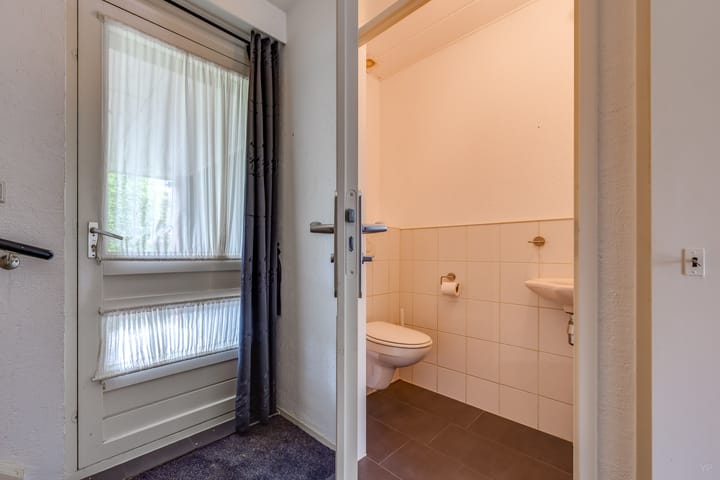 Foto 12 van 12e Laan 11