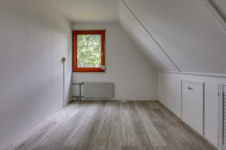 Foto 16 van 12e Laan 11