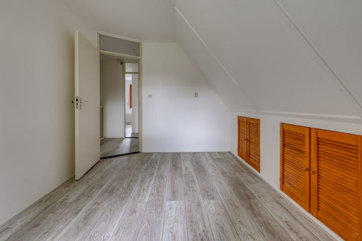 Foto 19 van 12e Laan 11