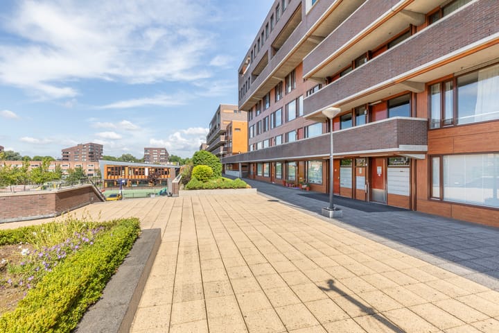 Photo 32 of Pieter Calandlaan 566