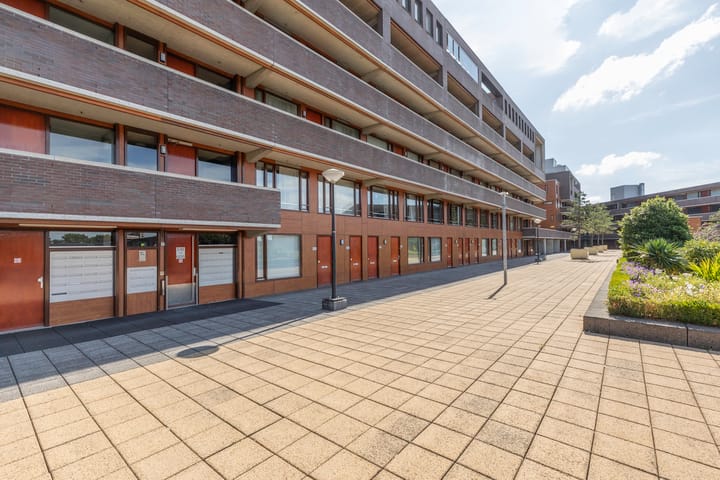 Photo 33 of Pieter Calandlaan 566