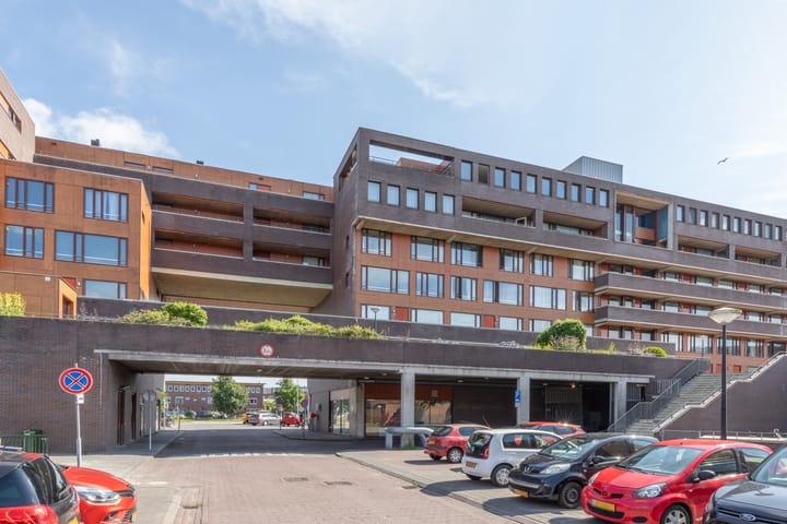 Photo 36 of Pieter Calandlaan 566