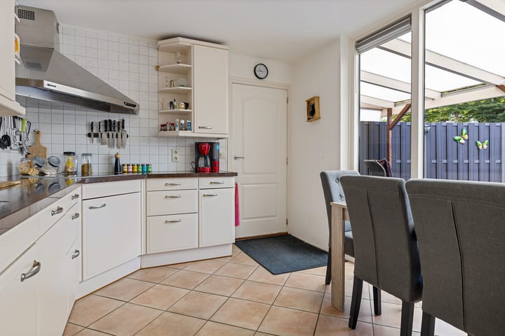 Foto 16 van Beatrixlaan 2