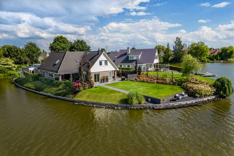 Knobbelzwaan 23 secondary image