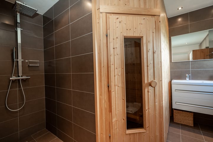 Foto 22 van Knobbelzwaan 23