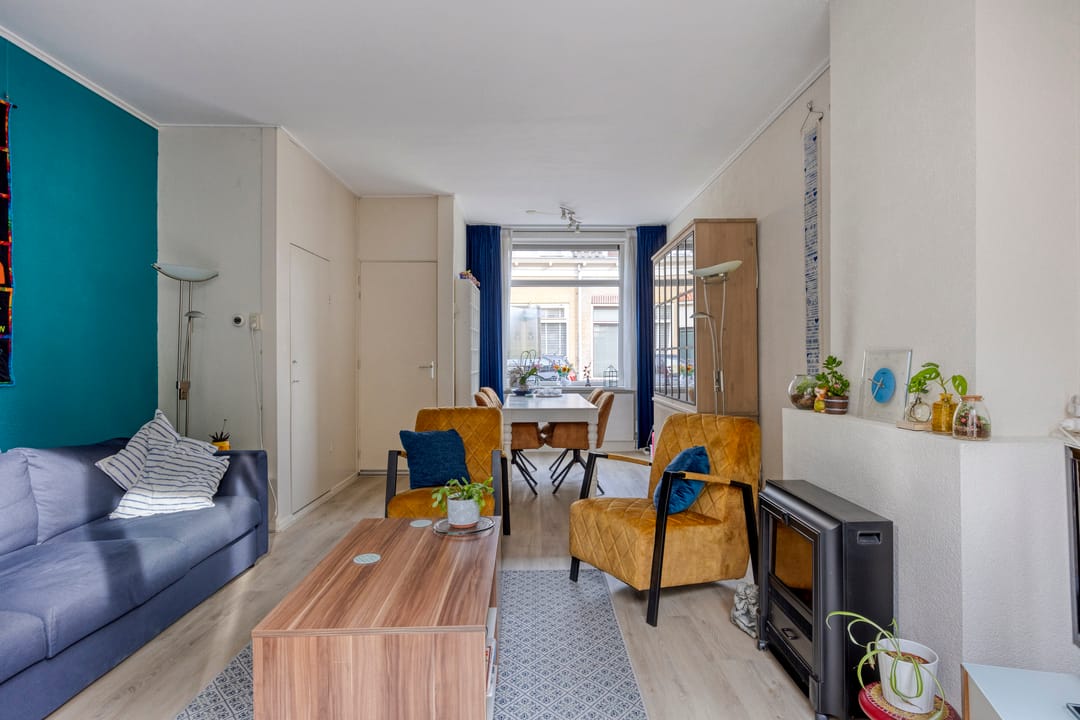 Foto 2 van Van Embdenstraat 8