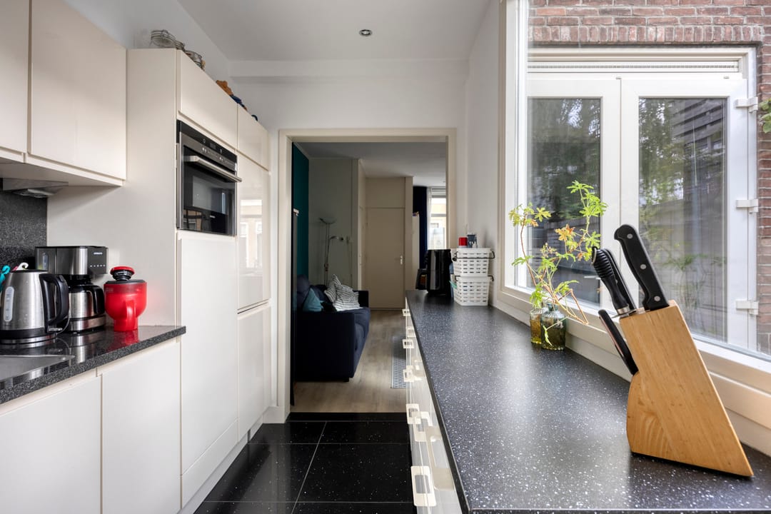 Foto 11 van Van Embdenstraat 8