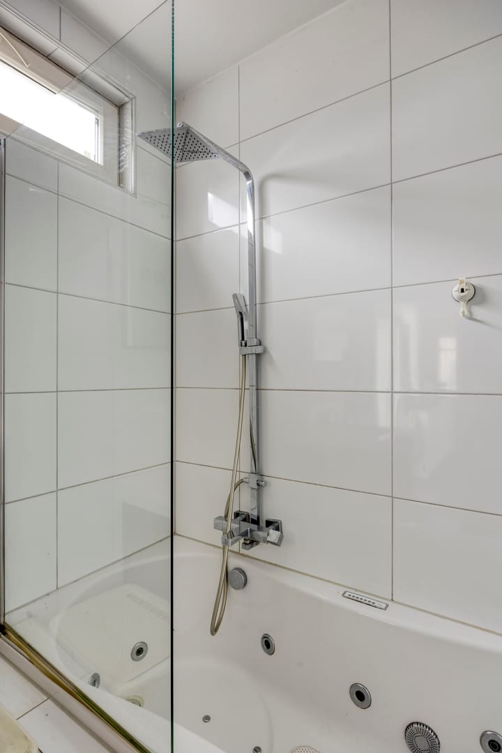 Foto 16 van Van Embdenstraat 8