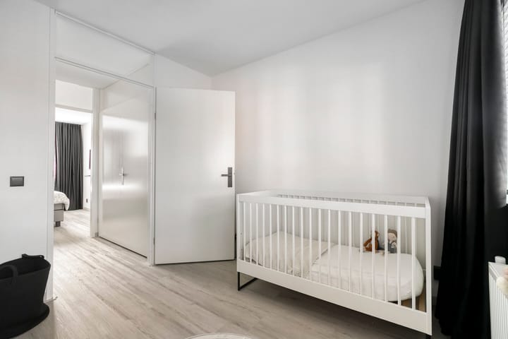 Foto 15 van Dirkslandstraat 38-B