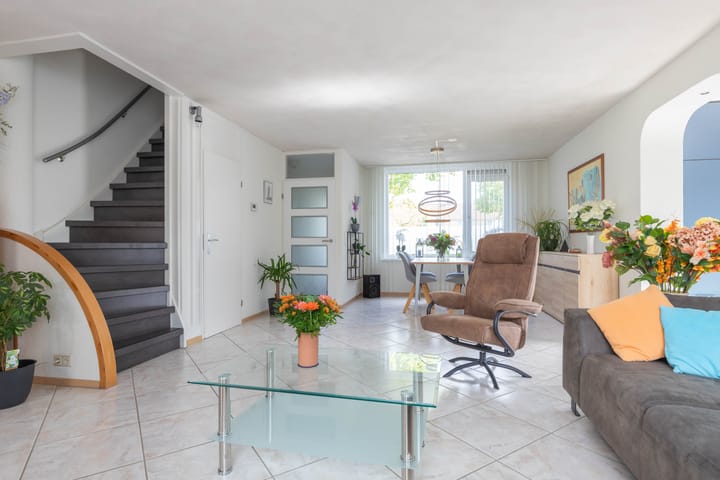 Foto 8 van van Leeuwenhoekstraat 9