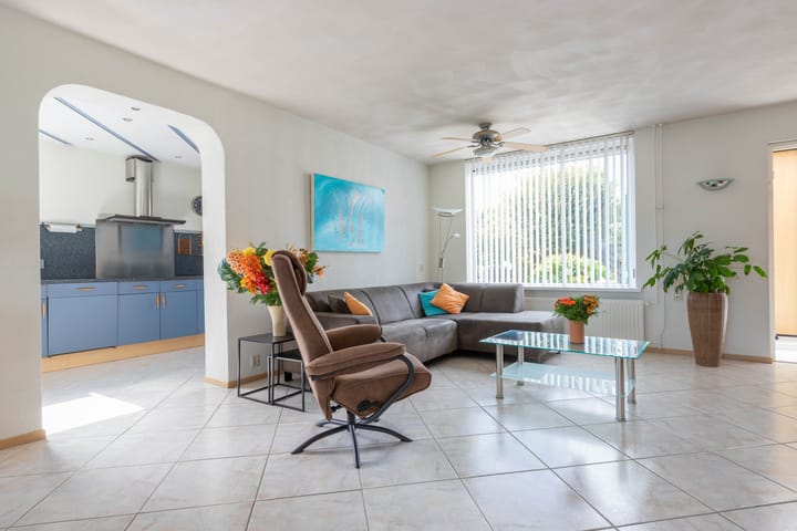 Foto 9 van van Leeuwenhoekstraat 9