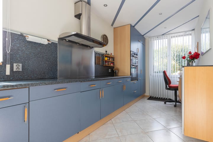 Foto 10 van van Leeuwenhoekstraat 9