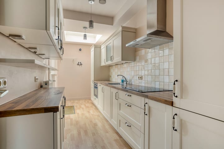 Foto 9 van Van Marnixlaan 46